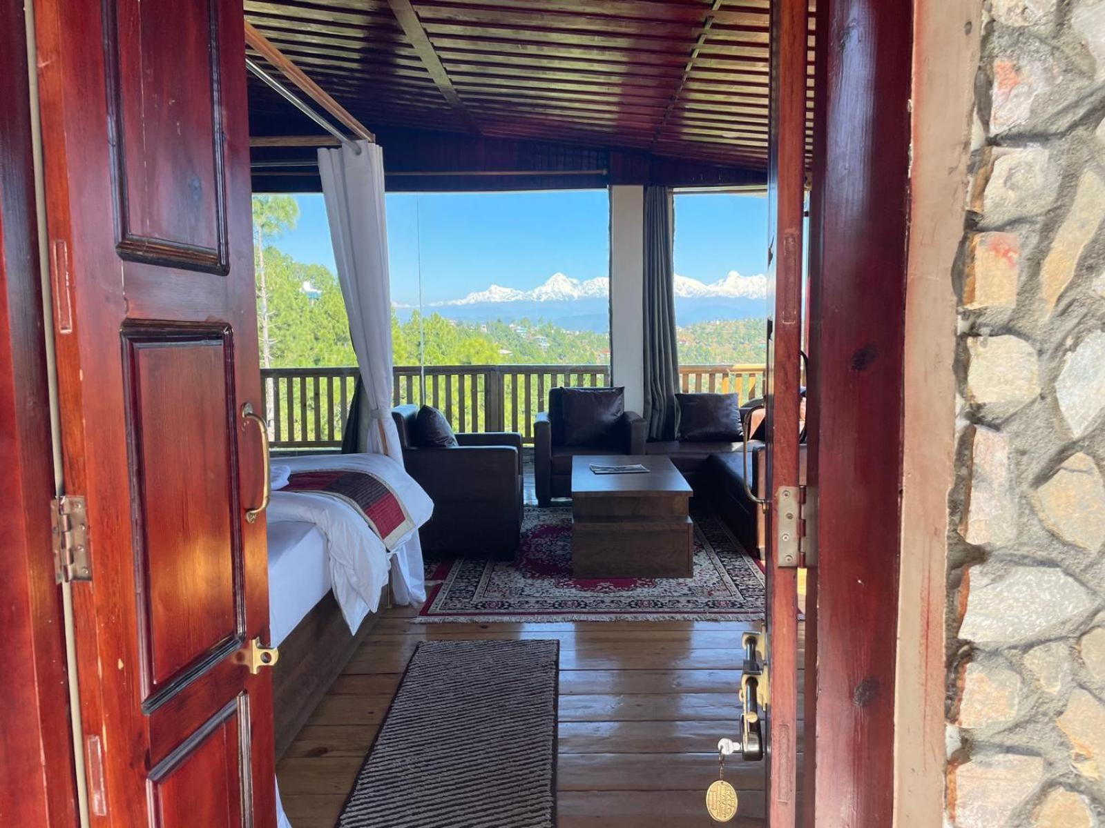 The Himalayan Heights Satya'S Kasardevi Otel Almora Dış mekan fotoğraf